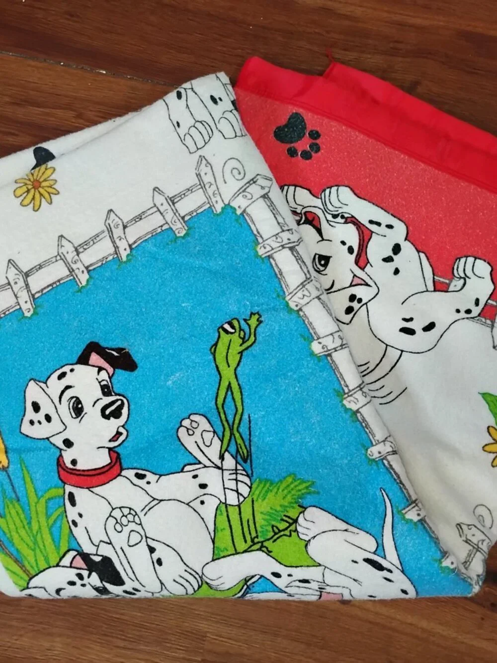 Vintage 90s 101 Dalmatians Pond Scene Fleece Blanket Throw